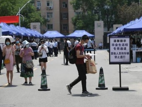 高校学生家乡如成中高风险地区还能返校吗？教育部回应