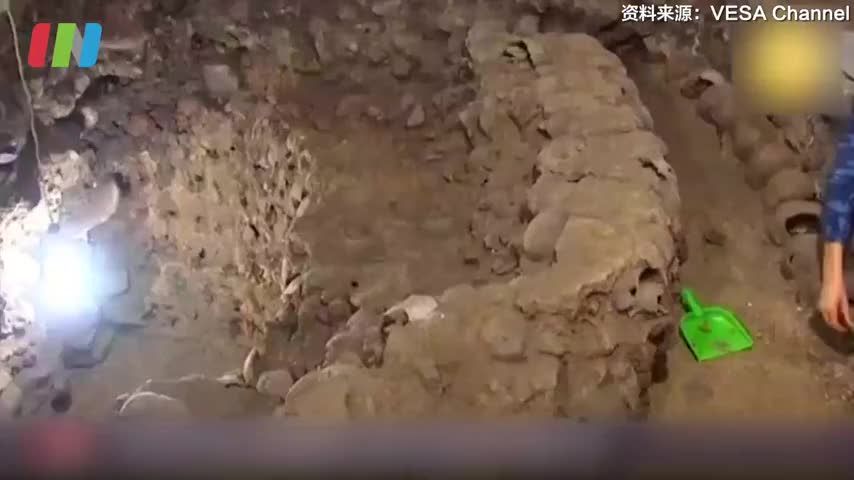 墨西哥市中心发现远古献祭场，120颗颅骨整齐叠成塔