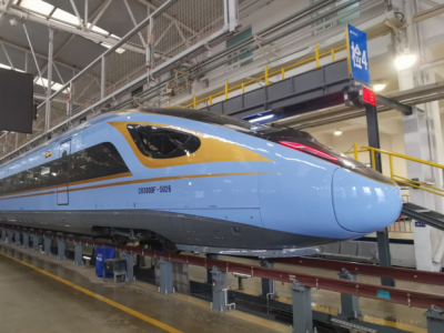 CR300BF型复兴号动车组将在国内首次上线，落户银西高铁