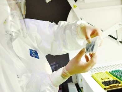 滚动 | 成都郫都区两名新冠确诊病例家中多处检出阳性 病毒来源正在核查中