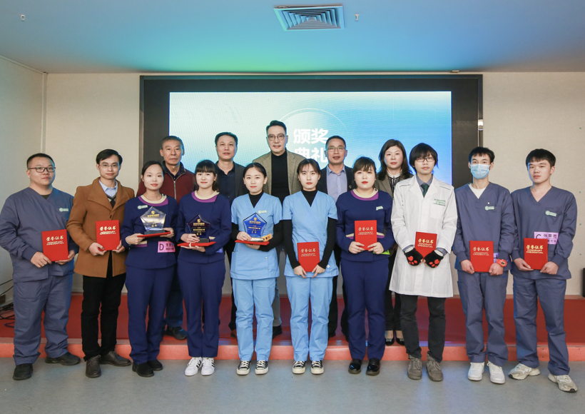 “以考促训、以赛促学” ，宠物医疗服务体系技能大赛收官