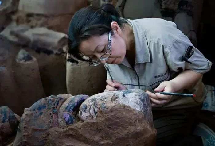 秦始皇的“手办”为什么刚出土就失去颜色？