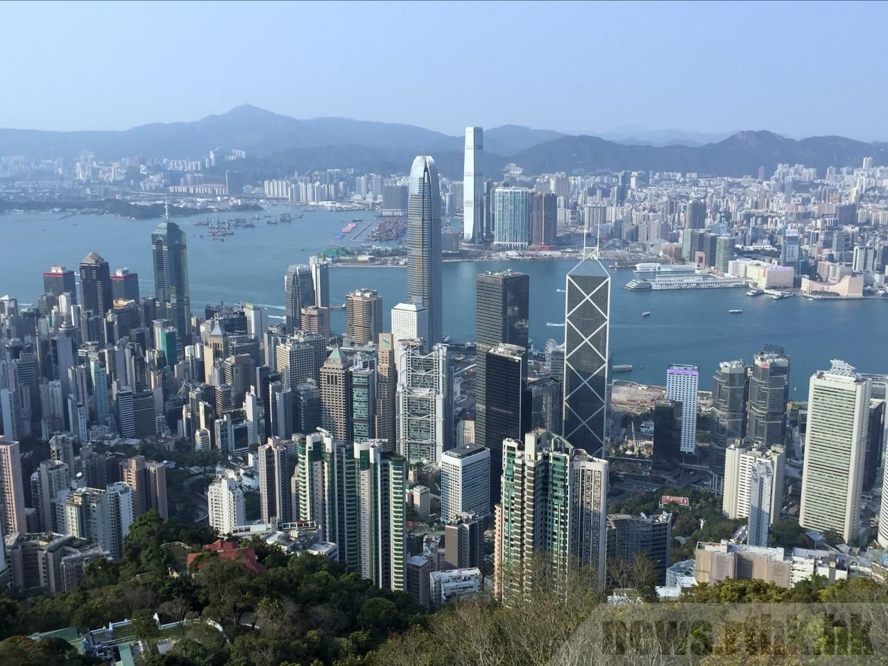 香港新增90例确诊病例较前一日有回落，其中31例源头不明