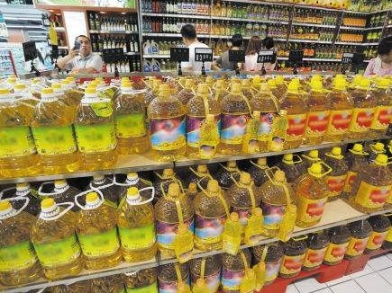 三大主要食用油价格上涨，专家：我国有能力保障油瓶子安全