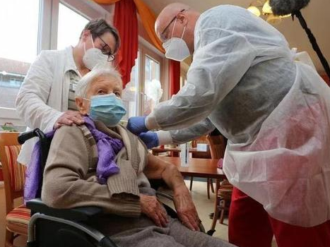 新冠疫苗冷链存储出故障 德国巴伐利亚部分地区推迟接种 