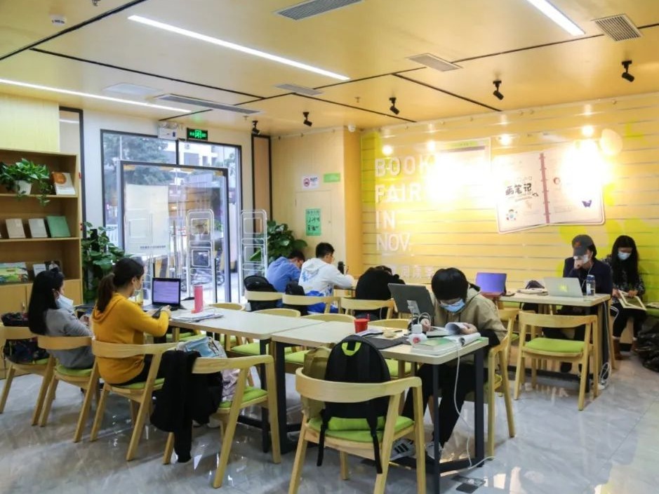 读书不“打烊”，文化不散场！深圳首家24小时社区图书馆你打卡了吗？
