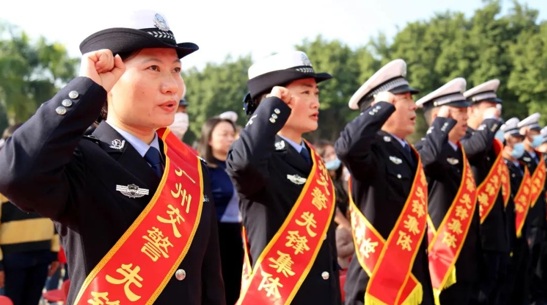 广州交警推进业务“远程办”，全年预计减少群众往返窗口35万人次
