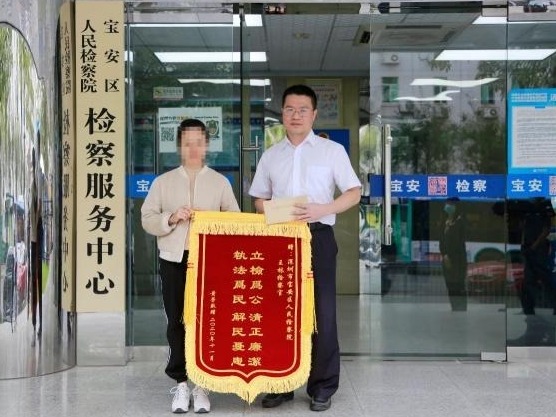 车祸中痛失爱女，深圳一母亲认为法院对肇事者判刑过轻提出申诉