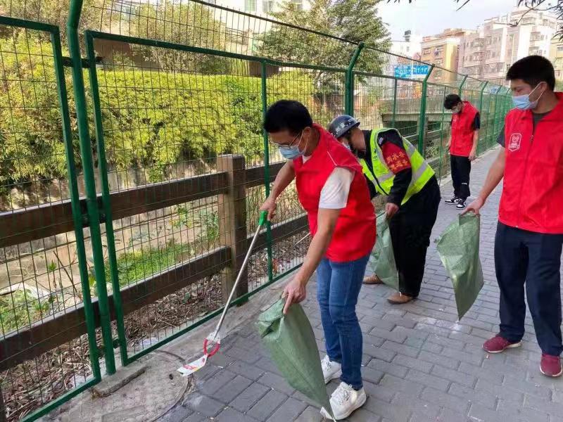 宝龙街道双管齐下治理水污染  