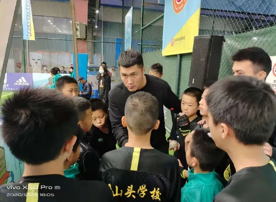喜讯！马山头学校夺得深圳市青少年曲棍球联赛冠军