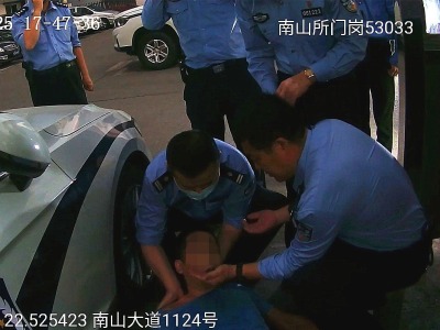 深圳一男子开车时突发心梗，危急时刻这一举动救了他…