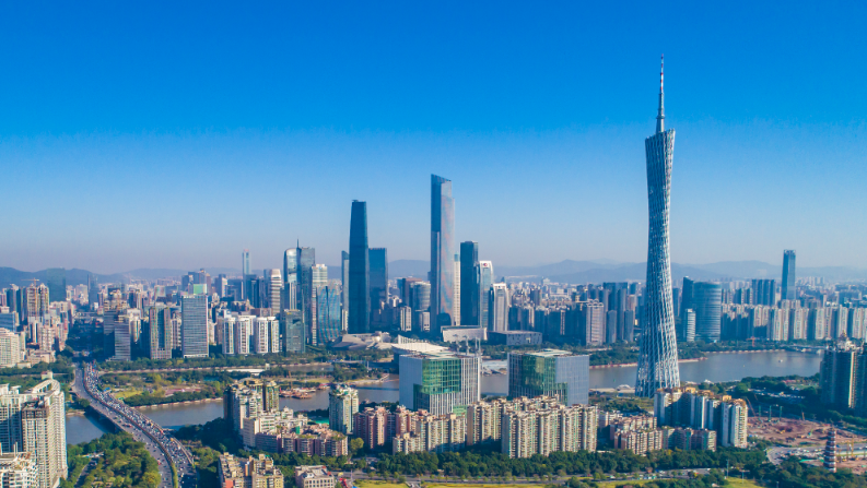 “技术达人”、“武术教练”、“水上蛟龙”，他们是“羊城辅警之星”！