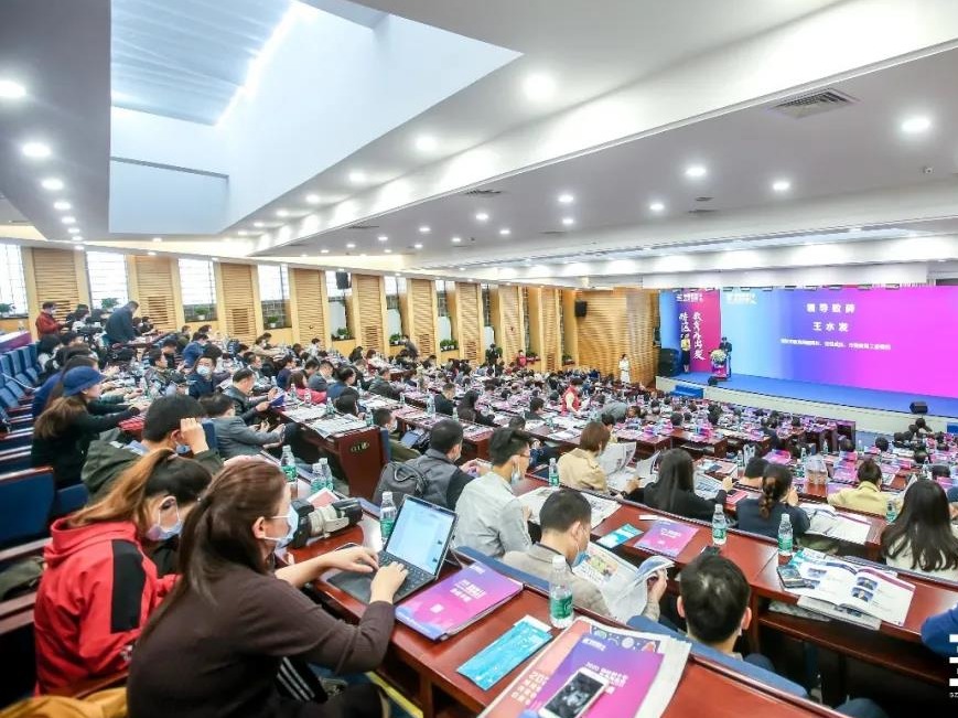 2020，罗湖斩获“深圳教育改革创新大奖”，共有11份，请查收！