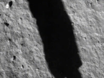 高清大图来了！嫦娥五号第一时间传回着陆影像
