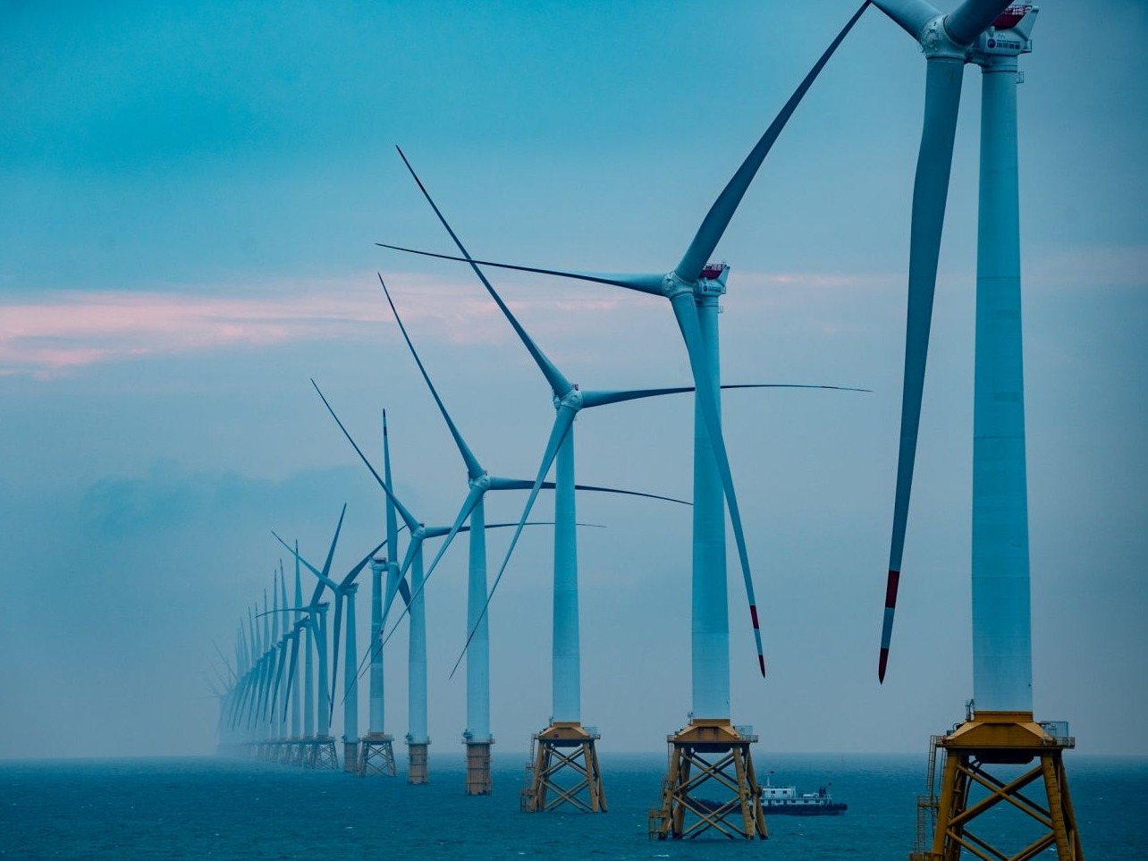 广东省首个“双十”海上风电项目实现全容量并网