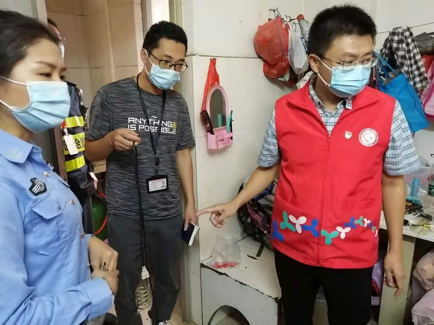 消除隐患死角！根竹园社区开展冬季安全“精查行动”