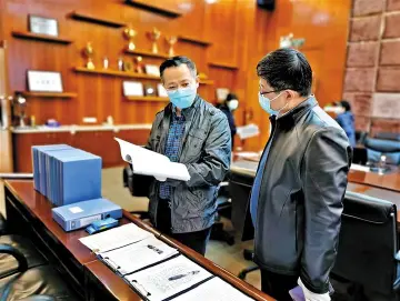 宝安奋斗者 | 深圳市抗击新冠肺炎疫情先进个人张元鸿 用心用情助全区学校织密疫情防控网