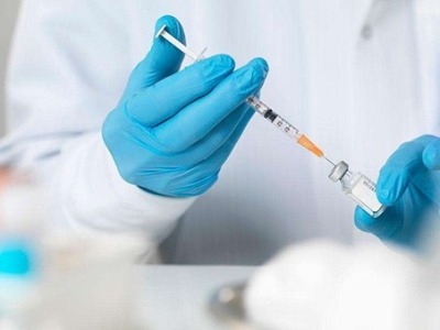 美国新冠疫苗问题频发 遭医护人员冷遇