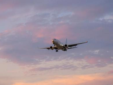 民航局：自6月8日起已对133个国际客运航班实施熔断 