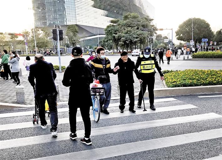 光明警方：多措并举做好安保工作