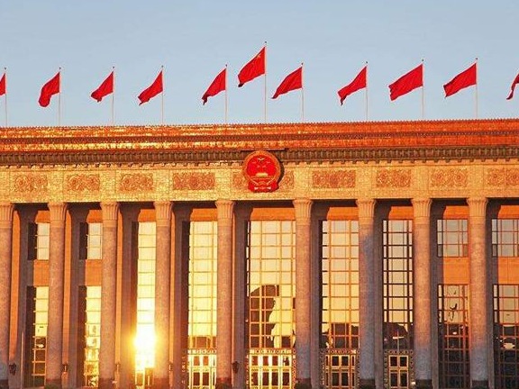 征途漫漫，惟有奋斗