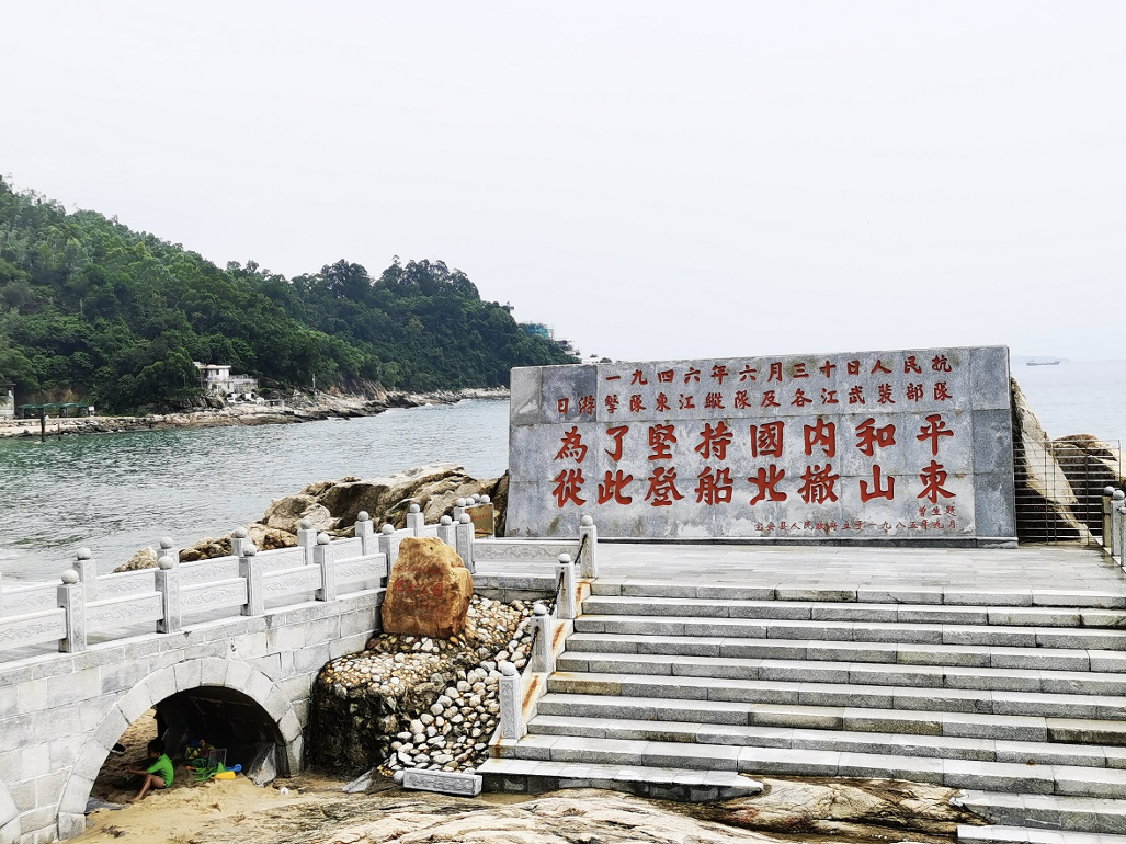 曾兄靓声｜第？期：【诗歌】凯旋