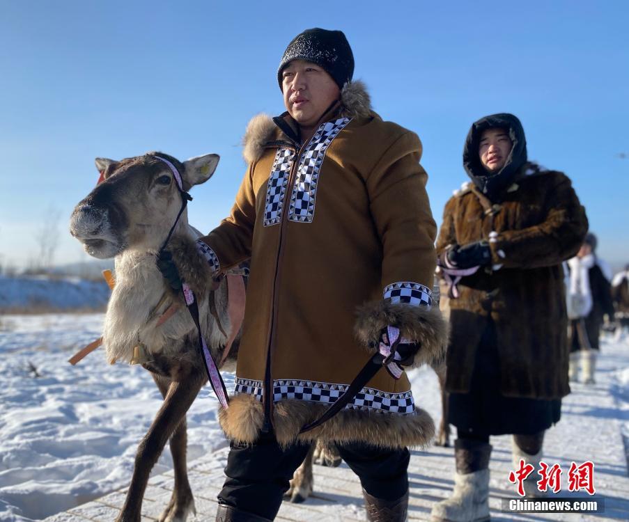 中国最后一支使鹿部落：向游客展示神秘部落迁徙史