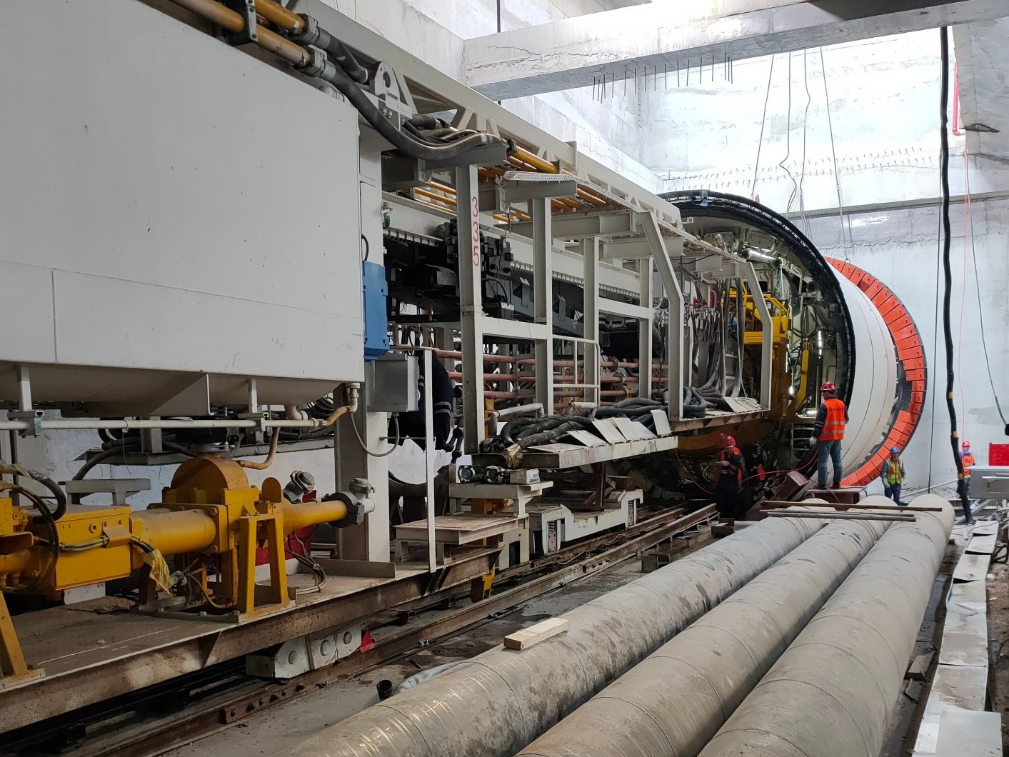 ​2020年广州地铁累计打通124公里盾构隧道，封顶22座车站