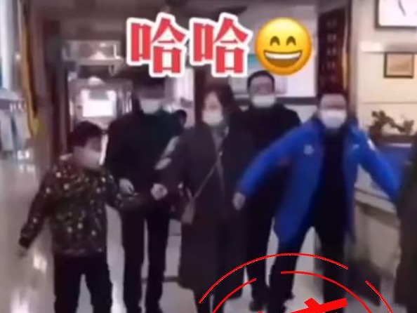 “石家庄市民做肛拭子核酸检测后秒变企鹅”？官方：系移花接木式谣言