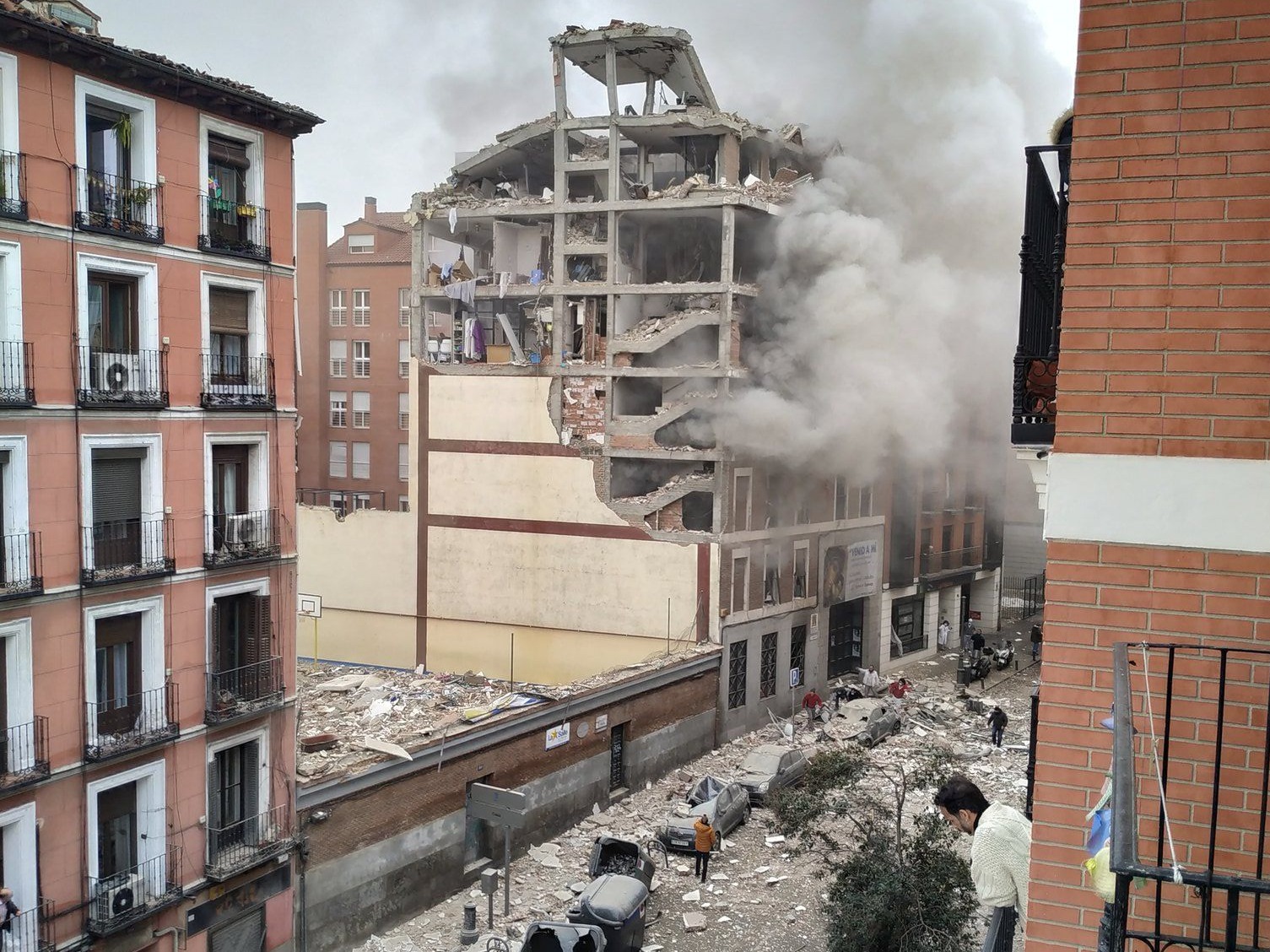 西班牙首都一居民楼发生强烈爆炸，至少2人死亡