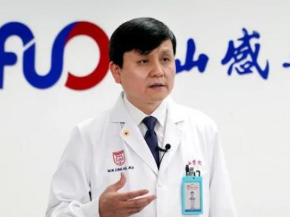 打中国疫苗还是美国疫苗？张文宏：选疫苗还是要“入乡随俗” 