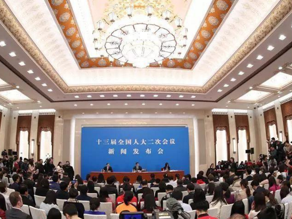 差错提醒 | 人大新闻报道常见差错举隅及处理