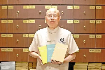 宝安奋斗者 | “宝安是沃土 让我汲取营养快速成长” ——访宝安纯中医治疗医院药学部学科带头人梅全喜教授