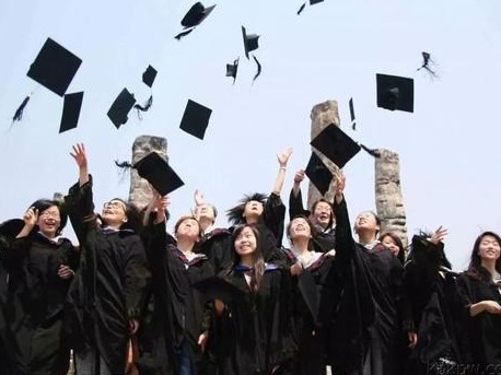 媒体关注用人单位第一学历偏好：程序不公背后的实质不公