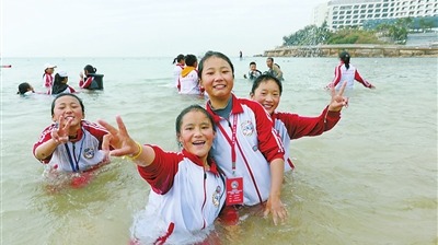 体验海岛研学 探秘海岛文化  米林学子“打卡”东澳岛