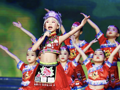 “歌起南方 声震世界——中国青少年原创歌曲演出周”在深举行