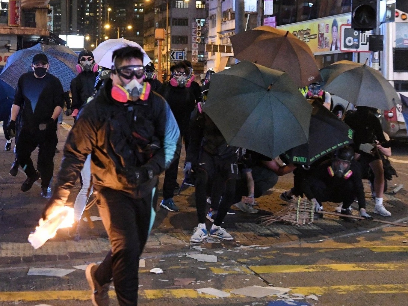 香港教育局：正处理涉使用不当教材教师个案