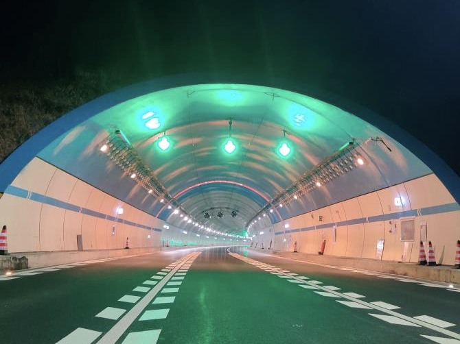 惠清高速：521个高清摄像头，隧道监控配备“智慧眼”