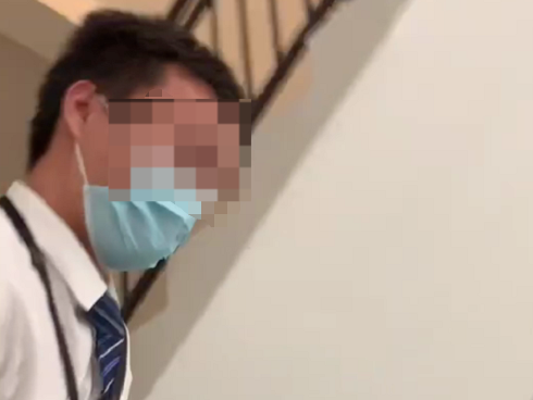 虎牙员工称被HR抬出公司：仍待业，双方商议赔偿未达成共识