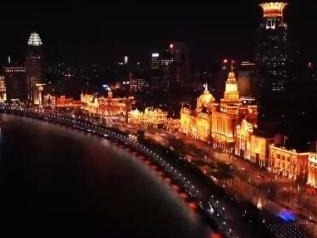 我国多地气温下降挡不住客流 各地群众旅游过年兴致不减