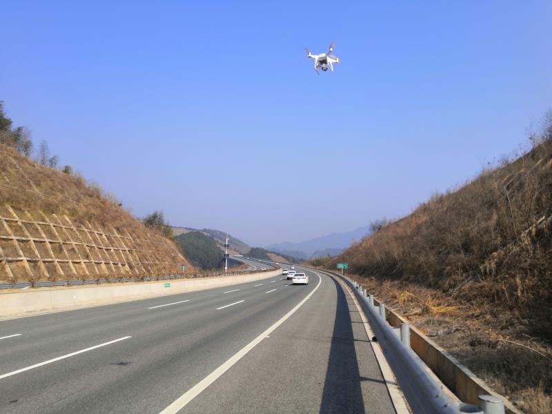 开启高速公路“智慧眼”！国内首个桥梁边坡养护无人机巡检系统正式上线  