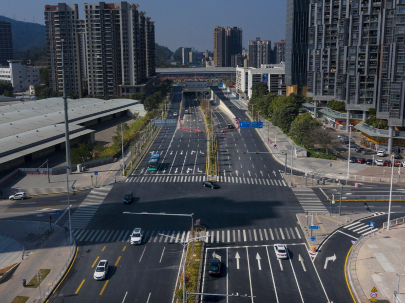 龙华居民看过来！新区大道北延段建成通车，直接连通龙观路