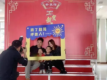 “坪”安喜乐过大年，坪地街道开展系列春节暖心活动，就“地”过年