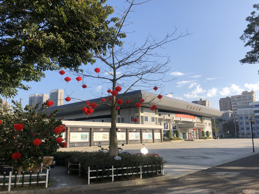 疫情防控不放松，开学送好礼