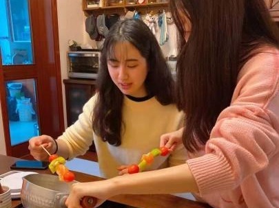 吃年夜饭看春晚买年货……台湾学子记录在大陆过年