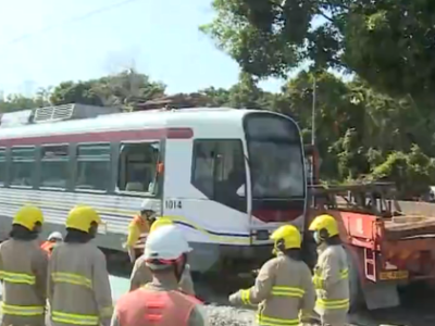 香港屯门一轻铁列车与货车相撞，致22人受伤