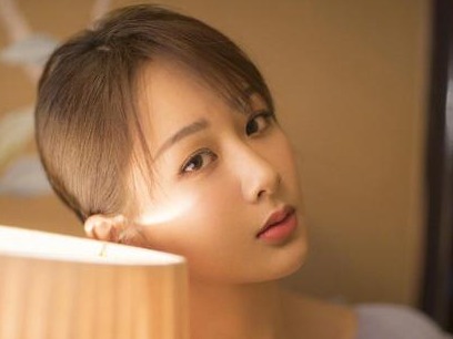 杨紫诉一网友侵犯名誉获赔2万，对方曾辩称怀孕心情波动