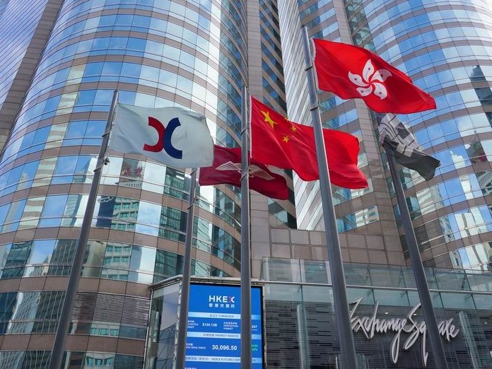 蔚来、小鹏和理想被曝已雇佣投行筹备香港上市事宜