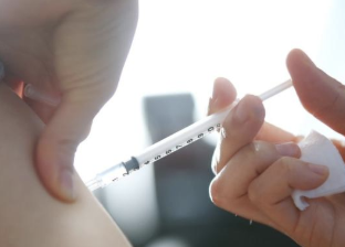 韩国5人接种阿斯利康疫苗后死亡，文在寅愿亲自接种打消顾虑