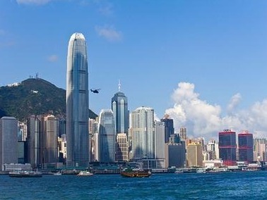 住深全国政协委员：没有家国情怀 何谈热爱香港